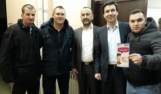 Darko Pedić, županijski vijećnik HRAST Zadar Stipe Bjeliš, županijski vijećnik Nhr-a Hrvoje Zekanović, zastupnik Hrasta u Hrv. saboru  Ladislav Ilčić, predsjednik stranke HRAST – pokret za uspješnu Hrvatsku – službene stranice Mate Lukić gradski vijećnik