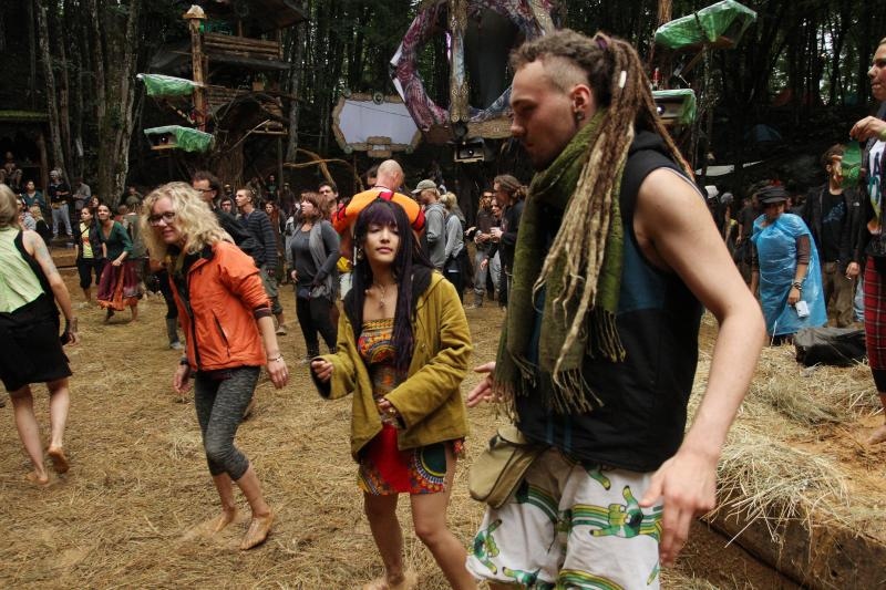 20.08.2015., Slunj – U Primislju kod Slunja vec tradicionalno odrzava se Momento Demento Psychedelic Music and Art festival koji je ove godine posjetio oko 6 tisuca ljubitelja ove vrste zabave. Posjetitelji su dosli iz cijele Europe, Amerike, Brazila. F 20.08.2015., Slunj – U Primislju kod Slunja vec tradicionalno odrzava se Momento Demento Psychedelic Music and Art festival koji je ove godine posjetio oko 6 tisuca ljubitelja ove vrste zabave. Posjetitelji su dosli iz cijele Europe, Amerike, Brazila. F