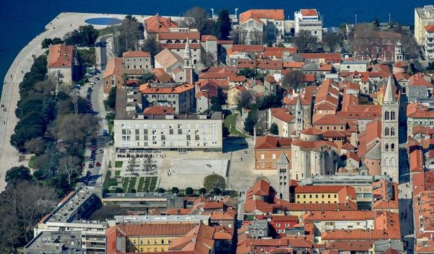 Zadar iz zraka. Županijski sud u Zadru. Foto: Dino Stanin/PIXSELL