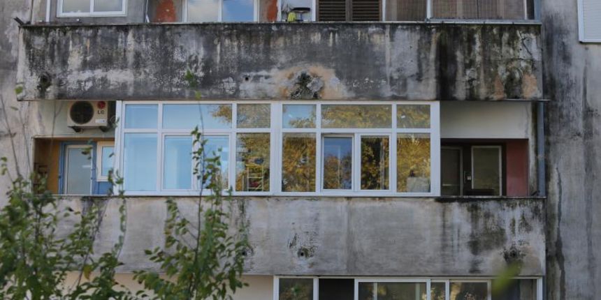 06.11.2013., Zadar – Dotrajale fasade na zgradama u centru grada. Photo: Filip Brala/PIXSELL 06.11.2013., Zadar – Dotrajale fasade na zgradama u centru grada. Photo: Filip Brala/PIXSELL