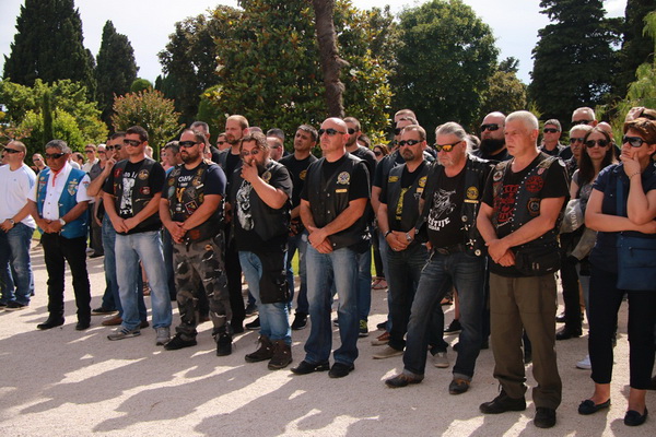 Posljednji ispraćaj zadarskog fotografa i umirovljenog satnika HV-a, Roberta Lerge na Gradskom groblju Zadar