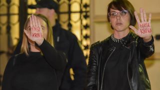 Klub studenata Antifijaka organizirao mirni prosvijed ispred Županijskog suda u Zadru