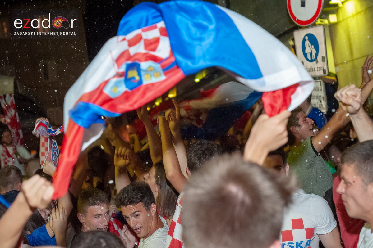 Zadar je gorio: Velika fešta nakon plasmana Vatrenih u polufinale Svjetskog prvenstva
