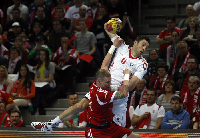 Veszprem, 040413.
Kvalifikacijska utakmica za Europsko prvenstvo rukometnih reprezentacija Madjarske i Hrvatske.
Na fotografiji: Blazenko Lackovic.
Foto: Zeljko Hajdinjak / Cropix