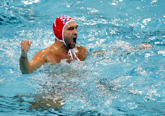 Zagreb, 050910.
Bazen Mladost na Savi.
29. Europsko prvenstvo u vaterpolu.
Hrvatska – Italija
Na fotografiji: Josip Pavic slavi.
Foto: Ronald Gorsic / CROPIX