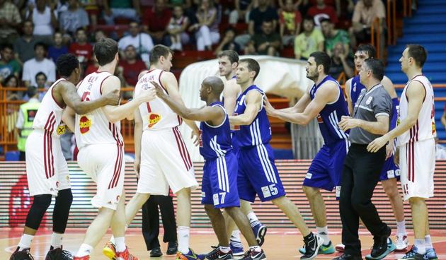 10.06.2014., Dom sportova, Zagreb – A-1 muska liga, zavrsnica doigravanja, 3. utakmica, KK Cedevita – KK Cibona. Jerel Blassingame, Davor Kus. Photo: Petar Glebov/PIXSELL