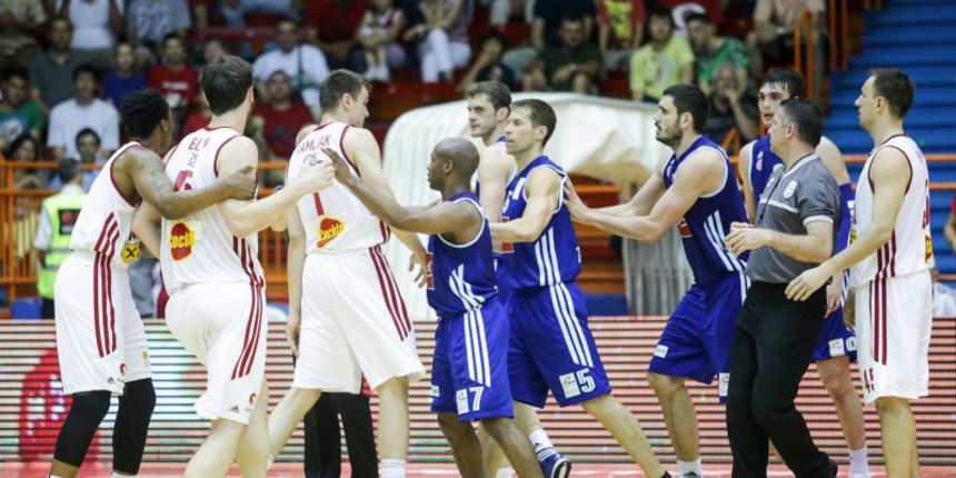 10.06.2014., Dom sportova, Zagreb – A-1 muska liga, zavrsnica doigravanja, 3. utakmica, KK Cedevita – KK Cibona. Jerel Blassingame, Davor Kus. Photo: Petar Glebov/PIXSELL