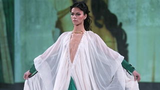 U trgovackom centru West gate sinoc zapoceo modni dogadjaj Nivea Cro A Porter. U trgovackom centru West gate sinoc zapoceo modni dogadjaj Nivea Cro A Porter.