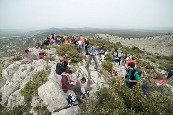 Drugi Planinarski pohod “Hajdemo do Vrane” 2. travnja 2016. Foto: Vinko Pešić