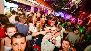 Zatvaranje sezone u virskom cafe & coctail baru Vagabundo. Foto: Iva Perinčić