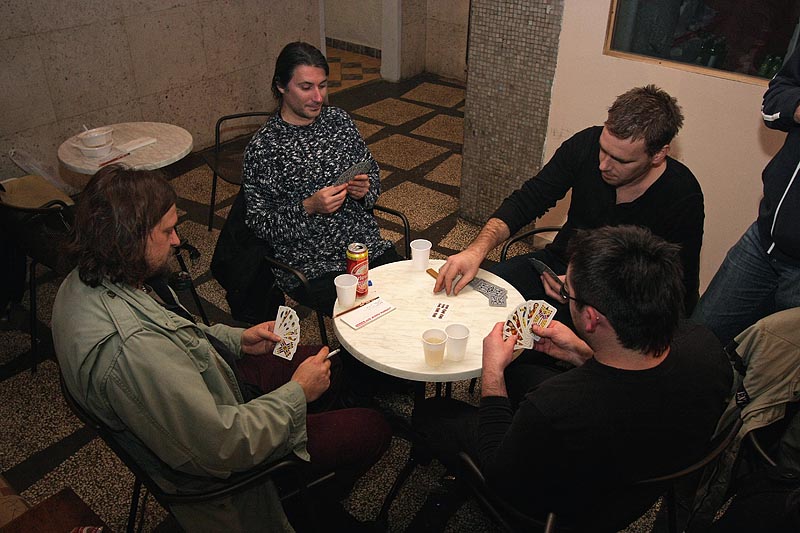 Božićni turnir u briškuli, trešeti i kifamenu