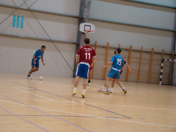 Image 841823 (auto) Image 841823 (auto)