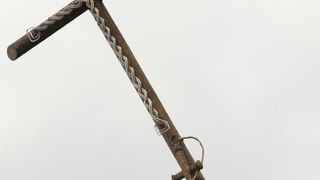 Polaganjem vijenaca na središnjem križu, u Novigradu je obilježena obljetnica pogibije članova HRM-a i Druge gardijske brigade za vrijeme akcije Maslenica. Photo: Dino Stanin/PIXSELL Polaganjem vijenaca na središnjem križu, u Novigradu je obilježena obljetnica pogibije članova HRM-a i Druge gardijske brigade za vrijeme akcije Maslenica. Photo: Dino Stanin/PIXSELL