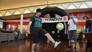 Supernova: Nogometno ludilo i izvlačenje dobitnika automobila Audi A1 Supernova: Nogometno ludilo i izvlačenje dobitnika automobila Audi A1