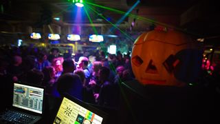 Jura Stublić & Film u Maraschino baru ; foto Iva Perinčić Jura Stublić & Film u Maraschino baru ; foto Iva Perinčić