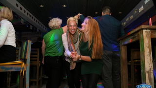 Songbusters i Elena Stella @ Famous Beach Bar & Grill Songbusters i Elena Stella @ Famous Beach Bar & Grill