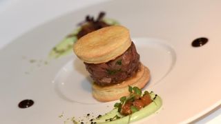 Prezentacija pripreme japanskih jela na 2. Tuna, Sushi & Wine Festivalu. Foto: Dino Stanin/PIXSELL