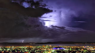 Munje nad Zadrom 16. studenog 2014.  Foto: Roberto Lerga