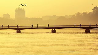 Magla promijenila uobičajene prizore grada i okolice, Foto: Leonard Kvarantan Magla promijenila uobičajene prizore grada i okolice, Foto: Leonard Kvarantan