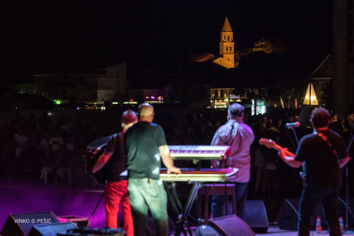 Halid Bešlić @ Bazen Ilirije u Biogradu n/M Halid Bešlić @ Bazen Ilirije u Biogradu n/M