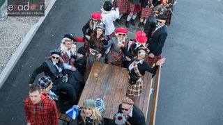 Zadarski karneval 2018: Povorka maškaranih skupina od Gradskih vrata preko Foruma do Narodnog trga Zadarski karneval 2018: Povorka maškaranih skupina od Gradskih vrata preko Foruma do Narodnog trga