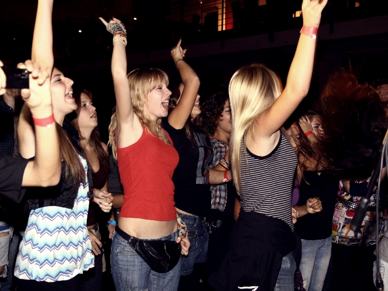 Opća Opasnost i Zoran Mišić u Arsenalu Opća Opasnost i Zoran Mišić u Arsenalu