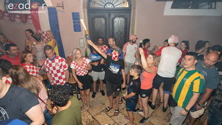 Čudesna noć: Velika fešta ulicama Zadra nakon plasmana Vatrenih u finale SP Čudesna noć: Velika fešta ulicama Zadra nakon plasmana Vatrenih u finale SP