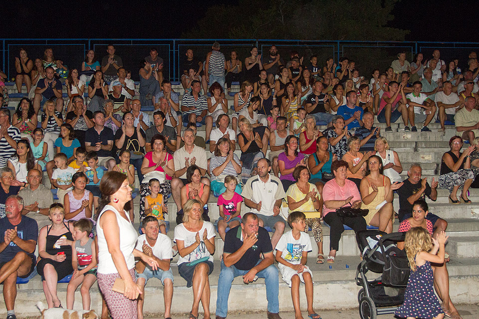 Bibinje: Nastup ansambla Lado, foto: Leo Banić