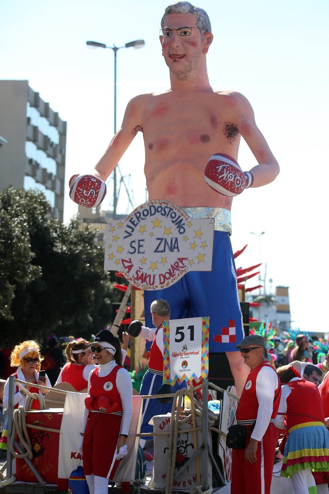 Velika karnevalska povorka u Rijeci: Više od 10.500 maškara prodefiliralo Korzom