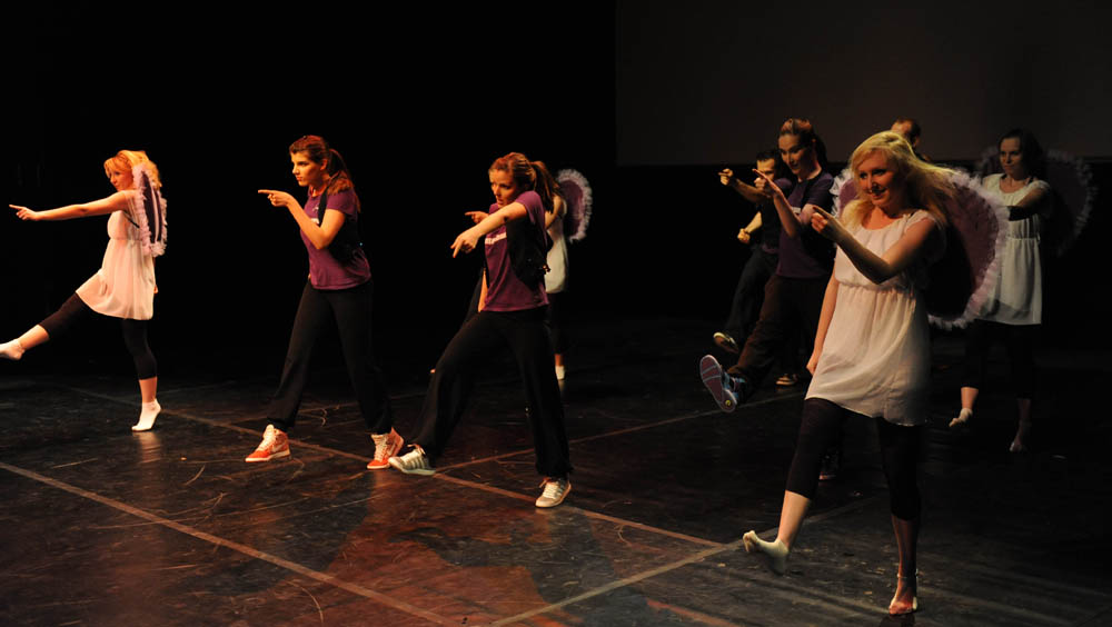 Zadar, 12.5.2012. snimio: Nenad Marčev
1. Zadarski plesni festival
(In memoriam Nives Šimatović-Predovan)
Dvorana Kazališta lutaka Zadar Zadar, 12.5.2012. snimio: Nenad Marčev
1. Zadarski plesni festival
(In memoriam Nives Šimatović-Predovan)
Dvorana Kazališta lutaka Zadar