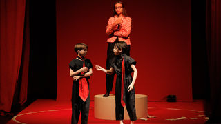 Igrajmo se: Zabranjeno mlađima od 15 strana A