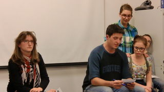 “Igrajmo se”: Olovka piše srcem, foto: I. Pejkovic “Igrajmo se”: Olovka piše srcem, foto: I. Pejkovic