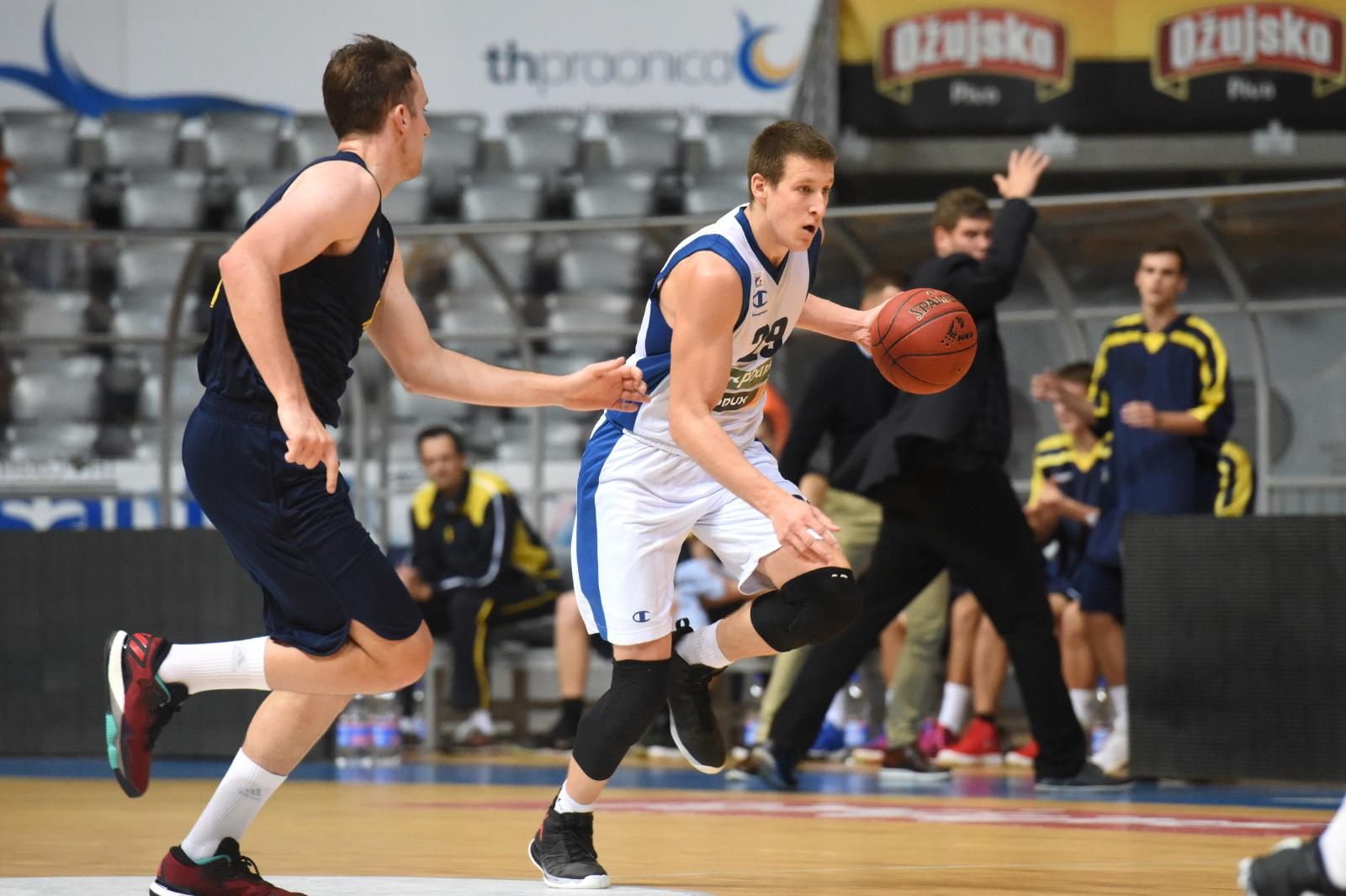 HT Premijer liga, 2. kolo: KK Zadar – KK Zagreb 124-99 HT Premijer liga, 2. kolo: KK Zadar – KK Zagreb 124-99