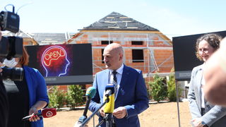 Spomenik Nikole Tesle vratio se u Gospić