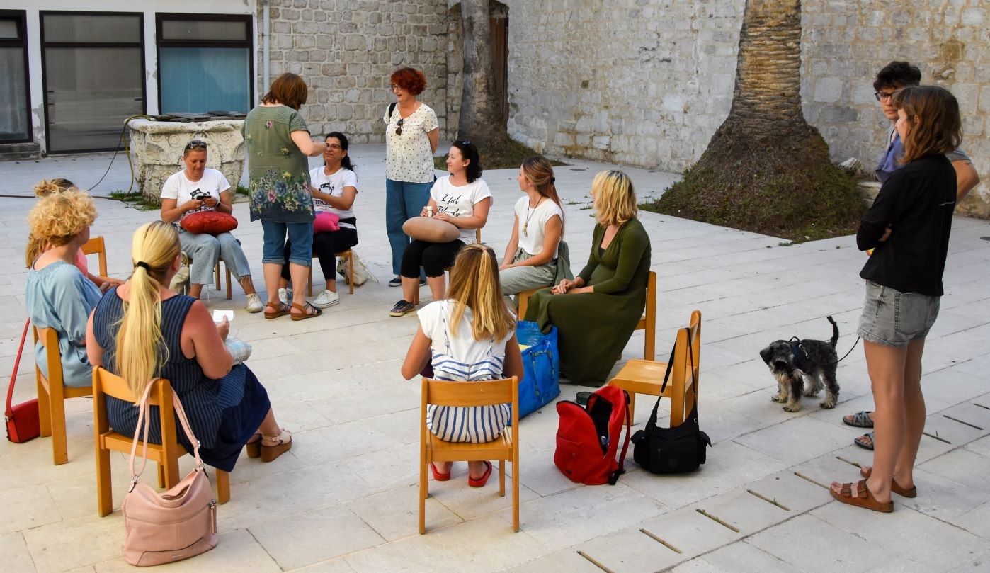 Kako nastaje paška čipka?