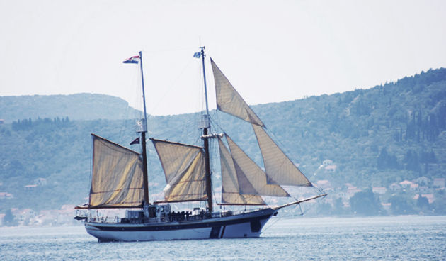 Uplovljavanje školskog broda “Kraljica mora” (Foto:Saša Čuka)