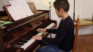 Božićni koncert male škole glazbe “Arete” Božićni koncert male škole glazbe “Arete”