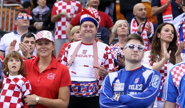 Katar – 24. svjetsko rukometno prvenstvo, osmina finala, Hrvatska – Brazil 26-25. Hrvatski navijaci. Photo: Goran Stanzl/PIXSEL