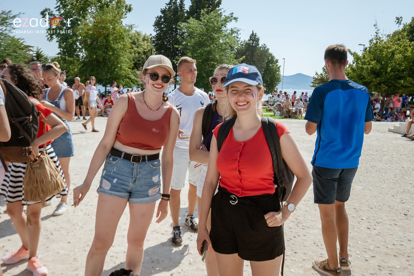 Navijačko ludilo u Zadru za vrijeme i nakon finala Svjetskog prvenstva Navijačko ludilo u Zadru za vrijeme i nakon finala Svjetskog prvenstva