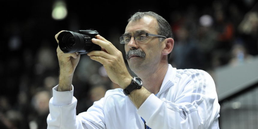 Josko Vlasic s fotoaparatom, Foto: Duje Klaric / CROPIX Josko Vlasic s fotoaparatom, Foto: Duje Klaric / CROPIX