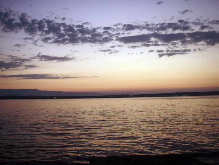 Preko: Svitanje 27. kolovoza 2011, Foto: Jasna Marcelić Preko: Svitanje 27. kolovoza 2011, Foto: Jasna Marcelić