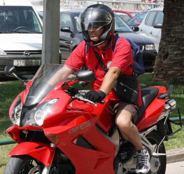 Karusel bikera na Branimirovoj obali u Zadru, Foto: Mladen Malik