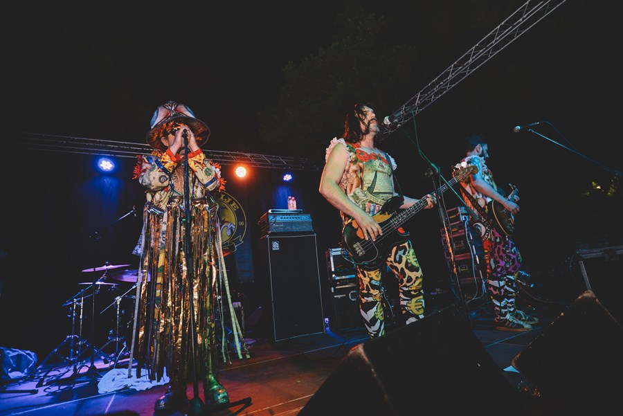 Puntamika: Let 3 i Beštije