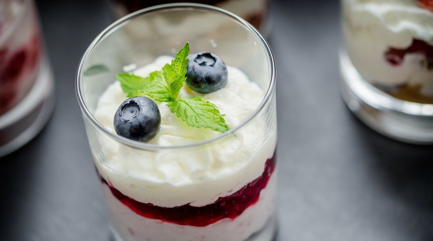 Krem desert voćni