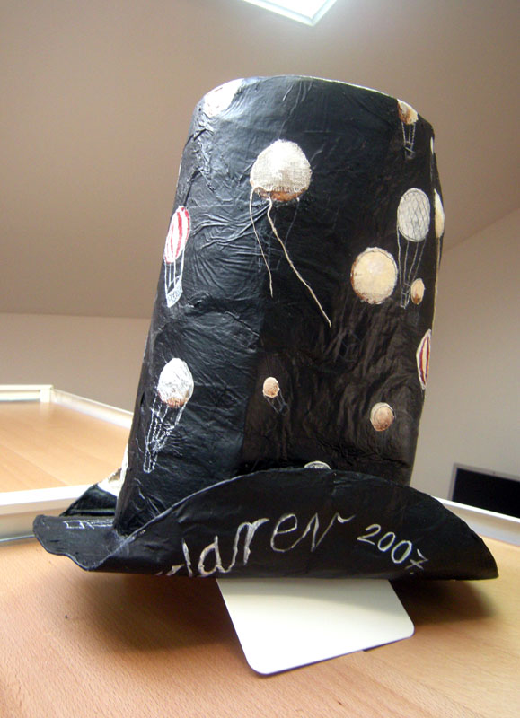 Izložba šešira hrvatskih ilustratora