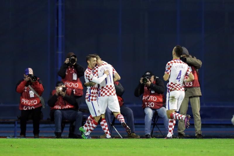 Image 379843 (auto) Image 379843 (auto)