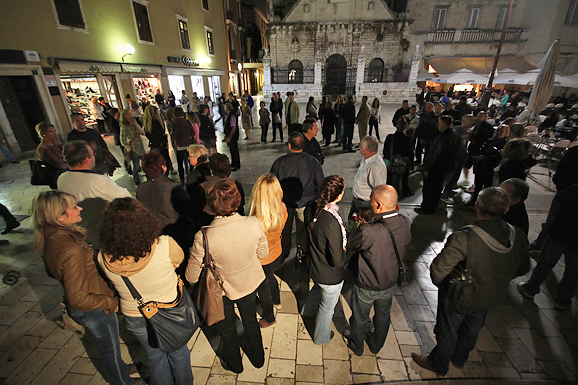 Zadarske klape odale počast Ljubi Stipišiću Delmati (Saša Čuka) Zadarske klape odale počast Ljubi Stipišiću Delmati (Saša Čuka)