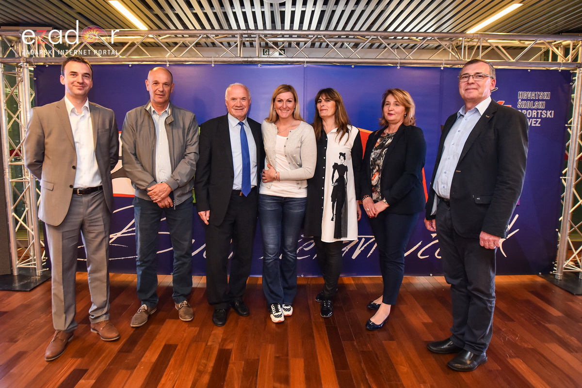 Na Višnjiku održana javna radionica “Zdravstveno usmjerena tjelesna aktivnost učenika” (ZUTA) Na Višnjiku održana javna radionica “Zdravstveno usmjerena tjelesna aktivnost učenika” (ZUTA)