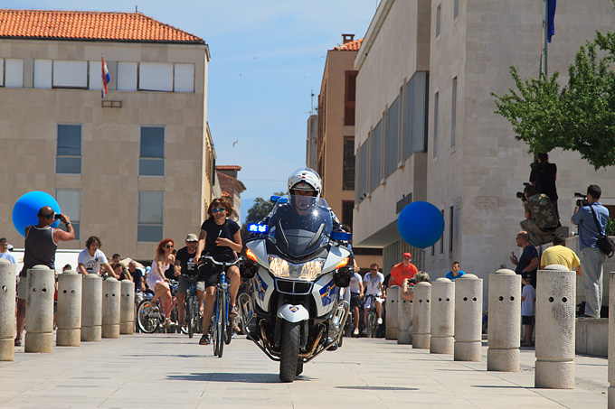 Image 892651 (auto) Image 892651 (auto)