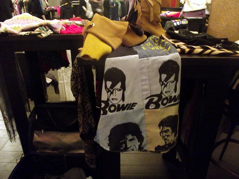 Buvljak u Q baru Buvljak u Q baru